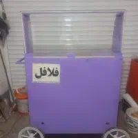 گاری فروش فلافل
