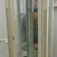 ویترین چوبی