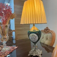 آباژور لمونژ و برنز به رنگ سبز درباری