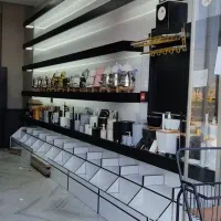 قفسه ام دی اف برای ۴۰مترمغازه دیوار کناره ها ووسط