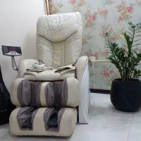 صندلی ماساژور IREST آمریکای بسیار کمکار
