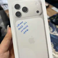 ایفون ۱۷ پرومکس سفید دو هفته اس خریدم
