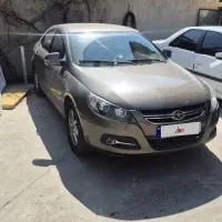 جک j5 مدل 92 وارداتی دنده ای 1500cc