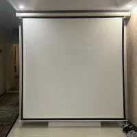 پرده ویدئو پروژکتور