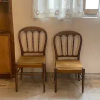 دو عدد صندلی چوبی