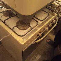 اجاق گاز وماشین لباسشویی