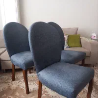 سه عدد صندلی مبله ناهار خوری