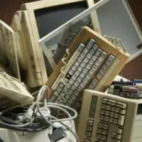 کامپیوتر تلوزیون خراب و قدیمی کیس و مانیتور قدیمی