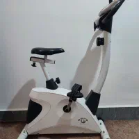دوچرخه ثابت ورزشی