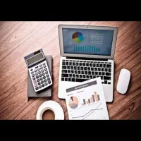 خانم جویای کار فوری حسابداری