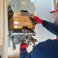 تعمیر آبگرمکن و پکیج و لوله بازکنی