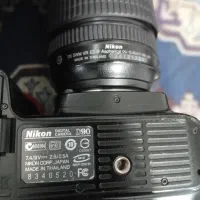 نیکونD90