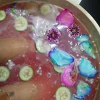 خدمات زیبایی اسپاو ناخن،، پاکسازی صورت