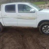 تویوتا هایلوکس کمک دار 2007