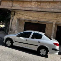 206 SD V8  تمیز بی‌رنگ خوش‌سواری و نگهداری شده