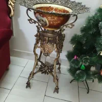 کنار سالنی قدیمی