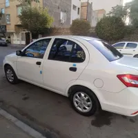 ساینا دنده‌ای EX، مدل ۱۴۰۱