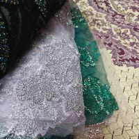 تکه پارچه