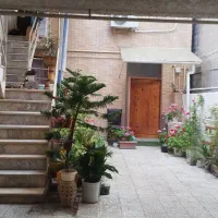 فروش فوری سوییت 92 متری حیاط دار  در خ سبحان