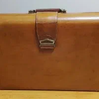 کیف تمام چرم و جیر
