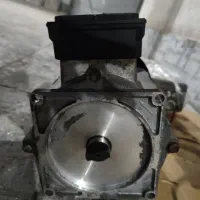 الکتروموتور  ایتالیایی وپمپ هیدرولیک بلا استفاده