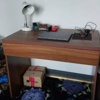 میز تحریر و میز تلویزیون هر ۲ با هم ۳،۲۰۰