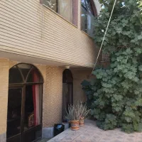 فروش-منزل-مسکونی-دوطبقه
