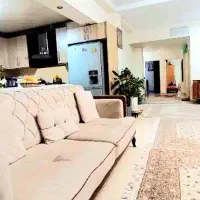 فاز۱ فروردین جنوبی ۱۳۰متر۳خوابه تمیز ویودار