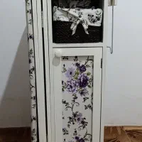 میز اتو ایستاده کاملاً سالم و تمیز