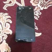 دوعددگوشی سامسونگ  ال سی دی شکسته ومعمولی