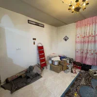 خوش نشین دلباز