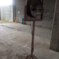 تهویه ۶ پر آهنی یایه دار