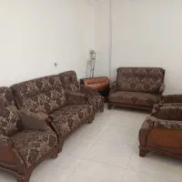 مبل کلاسیک راحتی (نیمه‌استیل)