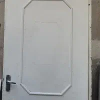 درب چوبی با چارچوب اهنی