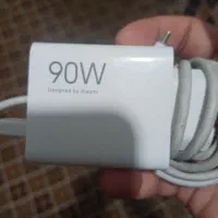 شارژر 90W اصل بسیار تمیز