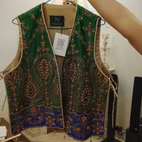 جلیقه مزونی . استفاده نشده . سایز۳۸تا۵۰