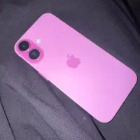 ایفون ۱۶نرمال صورتی