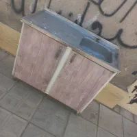 کابینت همراه سینک در حد نو