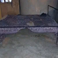 تعدادی میز مناسب برای کافه،باغ.وحیاط و..