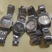 ۴ عدد  ساعت  زنانه  در حد آکبند فقط  جعبه  ندارن