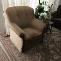 مبلمان ۱۲نفره پارچه وچوب سالم ومحکم کارتهران