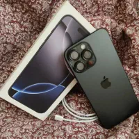 ایفون 16پرومکس zaa