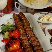 هم کاره خانوم