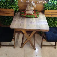 میز و صندلی چوبی