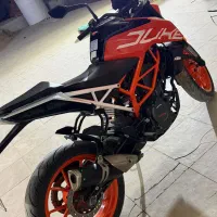 دوک کی تی ام ۳۹۰ KTM390