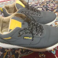 دو عدد کتونی