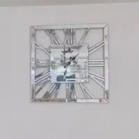 ساعت برندضمانت دار