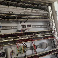 خدمات برق صنعتی و اتوماسیون