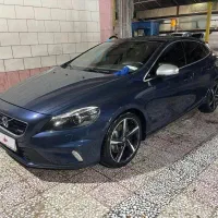 ولوو V40 مدل 2014 R-Design plus