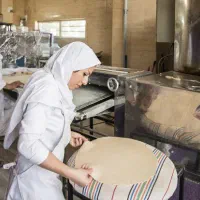 شاطر خانوم یا آقا نیازمندیم برای کبابی